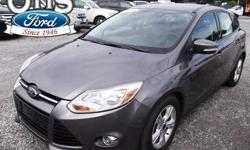 Check out this 2012 Ford Focus SE. This Focus features the following options: 16 steel wheels w/wheel covers, Tilt/telescopic steering column, Anti-lock brakes (ABS), Black grille w/chrome trim -inc: active shutter, Rear wiper, Variable Intermittent