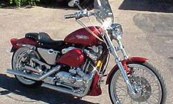 Harley Davidson 1200XL Custom
Around 1000 miles
Windsheild
Saddlebags
Sissybar
Red/black
Almost new
owners health prevents from riding.
Please call if interested-315-527-0895