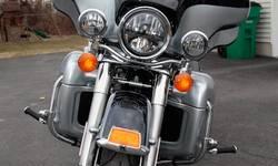 2012 Harley Davidson Ultra Limited FLHTK in Midnight Pearl and Brilliant Silver Pearl
This is a better than new 2012 FLHTK with a load of quality accessories. The vehicle has 5600 miles on it and the motorcycle has been well cared for and maintained and