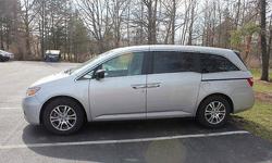Condition: Used
Exterior color: Silver
Interior color: Gray
Transmission: Automatic
Fule type: GAS
Engine: 6
Drivetrain: FWD
Vehicle title: Clear
Body type: Mini Passenger Van
DESCRIPTION:
This car (Honda Odyssey, 2012, EX-L) was only bought for 6 months.