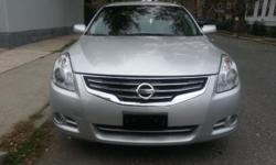 2012 NISSAN ALTIMA 2.5 S WITH 20K MILES,4 DOOR,4 CYLINDER,POWER WINDOWS,POWER LOCKS,CLEAN IN AND OUT,RUNS GREAT.