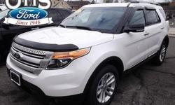 Check out this 2013 Ford Explorer XLT. It has an Automatic transmission and a Gas V6 3.5L/213 engine. This Explorer comes equipped with these options: Easy fuel capless fuel filler, Silver roof rack side rails, Body-color spoiler, 4-wheel drive, Roof
