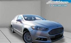 Reclaim the joy of driving when you hop in this 2013 Ford Fusion. This Ford Fusion offers you 28258 miles and will be sure to give you many more. You'll absolutely love all of the included features such as: heated seatspower seatsrear view camerapower