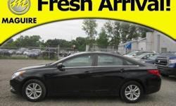 To learn more about the vehicle, please follow this link:
http://used-auto-4-sale.com/108507383.html
Step into the 2013 Hyundai Sonata! Simply a great car! This 4 door, 5 passenger sedan still has fewer than 30,000 miles! Hyundai prioritized practicality,