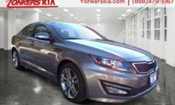 1 owner, clean carfax** MINT condition. Award winning Optima SXL fully loaded with navigation, power folding mirrors, rear camera, leather seats, rear AC, infinity sound system, power seats, bluetooth, satellite radio, panoramic sunroof and so much more.