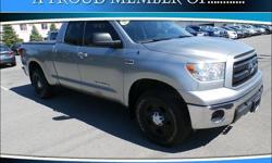 To learn more about the vehicle, please follow this link:
http://used-auto-4-sale.com/108681133.html
Come test drive this 2013 Toyota Tundra! It just arrived on our lot this past week! Top features include a split folding rear seat, an outside temperature
