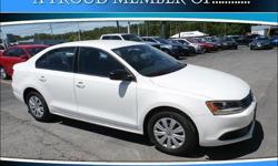 To learn more about the vehicle, please follow this link:
http://used-auto-4-sale.com/108681185.html
Certified Pre owned clean car fax one owner low miles non smokers car!
Our Location is: Steet-Ponte Ford Lincoln - 5074 Commercial Drive, Yorkville, NY,