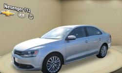 Innovative safety features and stylish design make this 2013 Volkswagen Jetta Sedan a great choice for you. Curious about how far this Jetta Sedan has been driven? The odometer reads 38866 miles. Value your trade-in to see how much further you can lower