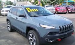 To learn more about the vehicle, please follow this link:
http://used-auto-4-sale.com/108762245.html
***CLEAN VEHICLE HISTORY REPORT***, ***ONE OWNER***, and ***PRICE REDUCED***. Cherokee Trailhawk, 3.2L V6, 9-Speed 948TE Automatic, and Green. Stop