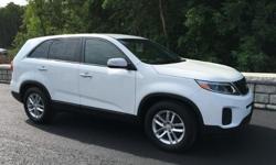 To learn more about the vehicle, please follow this link:
http://used-auto-4-sale.com/108211466.html
Passenger room aplenty. Lots of leeway in the cabin. Be the talk of the town when you roll down the street in this attractive-looking 2014 Kia Sorento. It