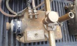 (2) RADIAGRAPH - AIRCO - MODEL 10 - FLAME CUTTING TORCHES,
TRACKS INCLUDED,
HAVE NOT BEEN USED IN 23 YEARS,
STORED IN 45 FT BOX TRAILER OFF GROUND,
ALL ITEMS FOR $ 675.