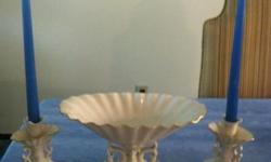 3 piece Lenox pedestal bowl with matching candlesticks. Great condition. Belonged to my grandmother looking for someone to appreciate it again.
This ad was posted with the eBay Classifieds mobile app.