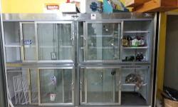 This 4-Doors Commercial cooler box is in very good condition. All glass doors and shelves intact. Will be a good bargain for commercial equiptment dealers for a quick turnover. If interested contact owner at 347-217-3051. Available immediately.