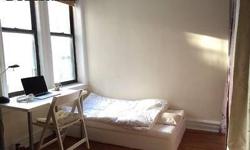 AstoriaStylish Living Room Renting
700$ per month
Short-term and Long-term Renting
Astoria is the most safe area in Queens
The nearest subway station for the apartment is 30th Ave (N,Q line)
It takes less than 5 minutes walk between the subway station and