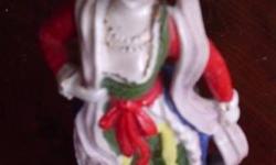 ANTIQUE CERAMIC COUNTRY STATUE
BOY GOLD LEAF
MADE IN JAPAN
CONDITION: VERY GOOD
SIZE: 5 Â¼? X 1 5/8?
SHIPPING WEIGHT: 6 LBS
