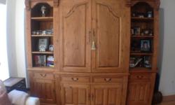 Antique Country Pine Wall Unit
h/w/d
96"x106"x30"
breaks into three pieces
local pickup only! you must arrange it