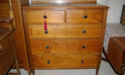 Antique Oak Dresser from England
5 Dresser drawer, all lockable drawers with one key
42 inch Wide, 44 inch High, 20 inch Deep
$500 -Plattsburgh