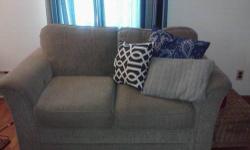 ASHLEY SOFA/LOVESEAT SET ASKING $500
Located in Middletown ,NY
I am selling my good condition
green suede Ashley sofa, loveseat,
Everything shown in the pictures is what you get...
The price is a little negotaible. Need to sell fast!!!
Don't delay on this