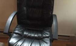 Beautiful black leather desk chair! Desk also available!!! Moving sale...must be taken by 1/22
This ad was posted with the eBay Classifieds mobile app.