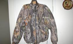 Bear Creek hunting jacket, Camo/Black
Reversible and Extremely warm
Like new Size 2XL but would work for L-XL too.
$45
Plattsburgh