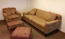 Beige Love seat (2 seater) couch in great condition. Dark brown mahogany legs. 2 cushions (beige, gray, terracotta and camel pattern). Very clean and comfortable.
Width: 64"
Height: 37"
Depth: 37"