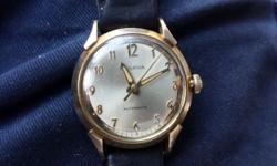 Bulova automatic in working condition.
Nice watch.
Around 30mm