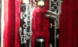 Thoroughly and completely refurbished clarinet. Worked on by musical instrument technician.
Beautiful-sounding clarinet ready to be played.
Case shows some minor signs of wear; clarinet in perfect condition!