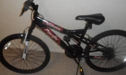 Classic Cannondale SuperV SL - Full Suspension Mountain Bike, Vintage
It's in good condition with marks on the rear stays and scuffs on front forks.
New agressive knobbies.
Extra Long seat post.
Seat post rack.
dual LED lights.
kryptonite 1018 combo lock