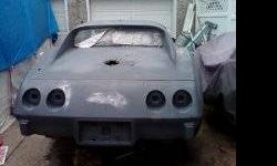 1976 CORVETTE STINGRAY COUPE 350 4 SPEED NEW CLUTCH RED INTERIOR GRAY EXTERIOR AM FM RADIO POWER BREAKS TILT WHEEL AC NEEDS PAINT JOB ASKING 5000 CALL ONLY 516 850 2373