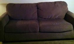 I am selling my Couch. It is in great condition asking 200.00 for it. Reason for trying to get rid of it, is because i have new furniture. Please email me or call me or text if you have any questions. 399-2522... Also pick up only
Faye