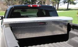 Full-Size Deep Single Lid Tread Aluminum Crossover Truck Box with Stainless Steel Push Buttons - fits full size trucks,stainless steel locking push buttons, Brite tread aluminum finish, 4 stage rotary latch receiver, closed cell foam gasket, includes