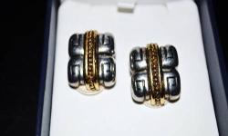 DOLCE & GABBANA WOMEN'S CLIPS
-GOLD AND SILVER PLATED.
-WEIGHT: 24.3 GR.
-SIZE: 1.0x0.8 INCH
EXCELLENT CONDITION