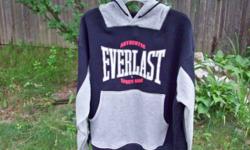 'AUTHENTIC EVERLAST SPORTS GEAR'
New with Tag
Everlast Long Sleeve Hoodie
Front Pocket
Gray and Black
Boys Size 'L'
80% Cotton
20% Polyester
Machine Wash & Dry