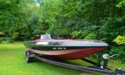 So fast, the wife says "get rid of it" ....
1990 Seabold Eagle. Seats 5, with lots of storage under the cuddy. Runs good, Floor solid, no leaks. Freshly rebuilt 1986 Mercury 200HP Blackmax outboard. Comes with extra complete rebuildable power head (also a