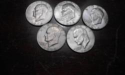 FIVE 1972 EISENHOWER DOLLAR COINS
ASKING $10.00 FOR ALL FIVE COINS