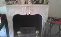 FOR SALE BRAND NEW LEAF WALLMOUNT GEL FUEL FIREPLACE. THE FIREPLACE IS CRAFTED IN A BEAUTIFUL BRASS FINISH. MUST SEE FOR YOURSELF HOW BEAUTIFUL THIS FIRPLACE LOOKS.
ALSO, COMES WITH (9) INDIVIDUAL FIRE GLO, CLEAN BURNINING GEL FUEL FOR DECORATIVE