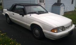 Condition: Used
Exterior color: White
Interior color: Red
Transmission: Automatic
Fule type: Gasoline
Engine: 4
Drivetrain: RWD
Vehicle title: Clear
DESCRIPTION:
1993 Mustang LX convertible. I am asking $1500 or best offer for it. It comes with a new