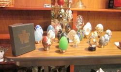 Beautiful egg collection in mint condition, i have also included a couple of eggs no longer being produced, the one in particular is the swarovski crystal egg, it may sell from anywhere from 50.00 to 250.00 dollars. This is the buy above all buys, if you