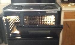 4yrs old side oven griddle 4 burner excellent condition