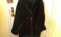 Selling a Gently Used Dark Green Coat , the coat has a lining that is in great condition. Nice Big Collar to keep warm. Comes from a Smoke free House .More Photos Upon Request. E-mail me if interested with Full Name and Phone Number so i can return your