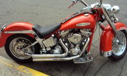 Harley Davidson Heritage Softail Replica
Never( Titled or No mileage) All New Parts have all receipts.
Kraft Tech Frame 34x2.
S&S 96" Engine.
RevTech 5sp Trans.
Vance&Hines Exhaust.
Stretched 6 Gallon gas tank.
All Chrome Harley Davidson parts.