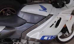 1990 CBR 600 F1 Hurricane
6112 original miles.
A great ride!
Never raced, never down!
The pictures speak for themselves. Outstanding condition.
Needs absolutely nothing.
Tires are new, battery is new.
Battery tender and cover also included.
$3000 or best