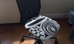 CHAIR ($20)
- Ikea chair: Torbjorn black swivel chair with black and white seat pattern (original: http://www.ikea.com/us/en/catalog/products/50224757/). Originally retailed for $50.
- Lightweight; easily carried
- Purchased 1.5 years ago; like new
