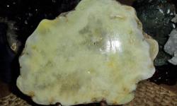 This Beautiful Kentucky Geode cut Slab comes from Boyle County, Kentucky. The color of this beautiful 2 tone Crystal Yellowish White. The back of the slab is more White and has a Rough Cut to it and More White. The Slab has Polyurethane High Gloss finish.