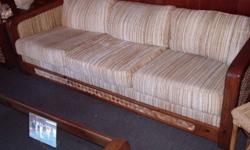 This Lane queen sofa sleeper comes with four decorative pillows and a custom-made ottoman which can also store files, linen, etc. It has no stains or obvious signs of wear.
This ad was posted with the eBay Classifieds mobile app.