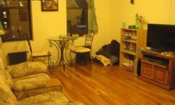 LARGE ROOM
Very clean, windows, closet, a lot of sun, near all:
Laundromat, stores, restaurants, supermarkets, gym, transportations, Post Office...
Utilities and internet included.
One month security, one month rent.
Moving date: December 1,2012
Please