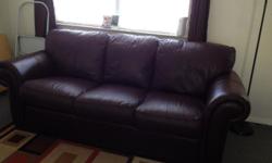 leather sleeper sofa burgundy in color
SIZE 86Lx37Wx38H
Like new asking $450