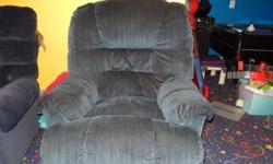 lightly used lazy boy recliner in royal blue
contact 6319879748