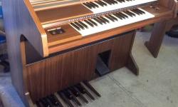 Lowrey Organ for Sale on eBay.
Perfect for beginning hobbyist, or a hobbyist on a budget.
See the eBay posting below for all details.
Hurry, won't last long!
(Highlight the entire address below, copy and paste into your web browser to view - or just go to