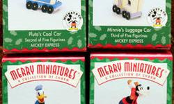 Mickey Express LOT of 4 Hallmark Miniature Christmas Ornaments
-------------New in Box----------------
One of Each:
Donald's Passenger Car
Goofy's Caboose
Pluto's Coal Car
Minnie's Luggage Car
Condition Report: This item is new in the original box. There